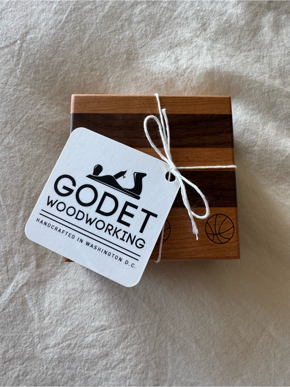 Two-Tone Natural Wood Coaster Set - Brown